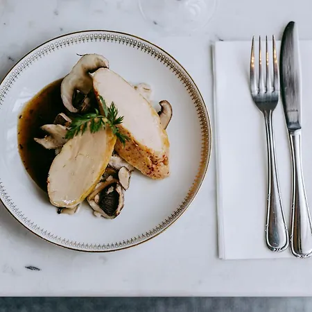 Hotell Le Saint-Ouen (Seine-Saint-Denis)