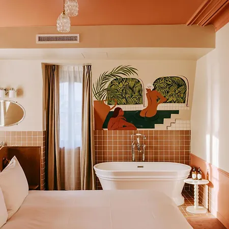 Hotell Le Saint-Ouen (Seine-Saint-Denis)